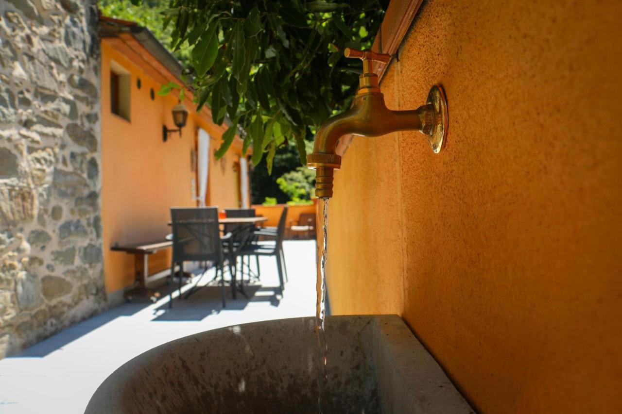 Oasi Lignana Suite Apartments Vellano Екстериор снимка