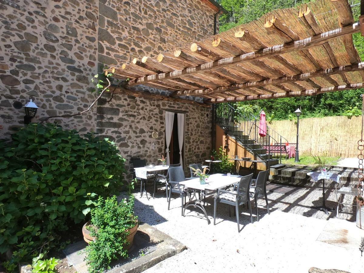 Oasi Lignana Suite Apartments Vellano Екстериор снимка